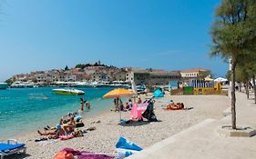 Apartments Mare